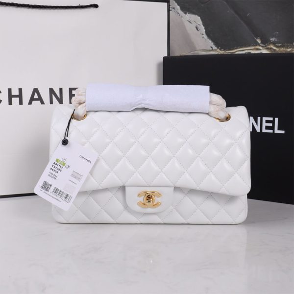 Ch*el classic flap medium