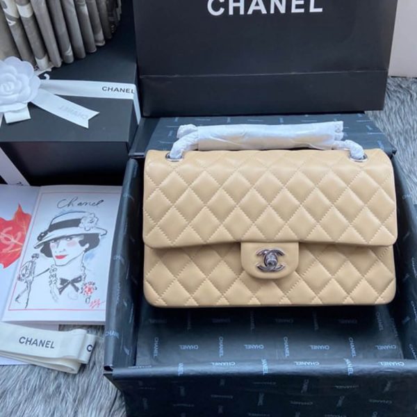 Ch*el classic flap medium