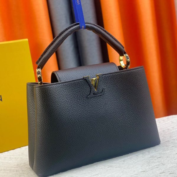 LV Capucines PM
