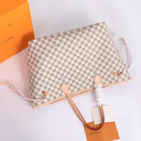 l**is V*t*n neverfull gm