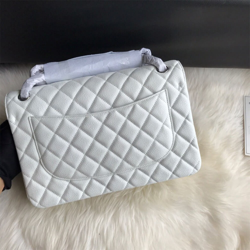 Ch*el classic jumbo flap