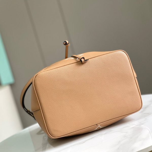 LV NEONOE MM