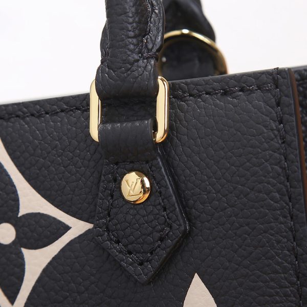 LV PETIT SAC PLAT