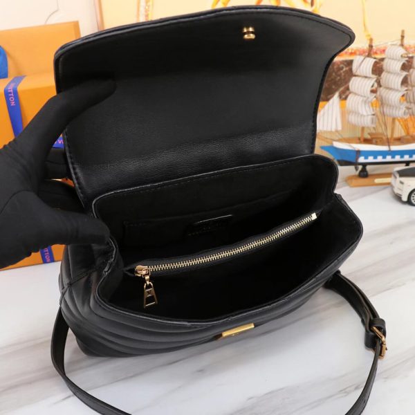 LV Hold Me