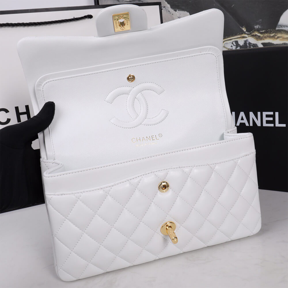 Ch*el classic flap medium