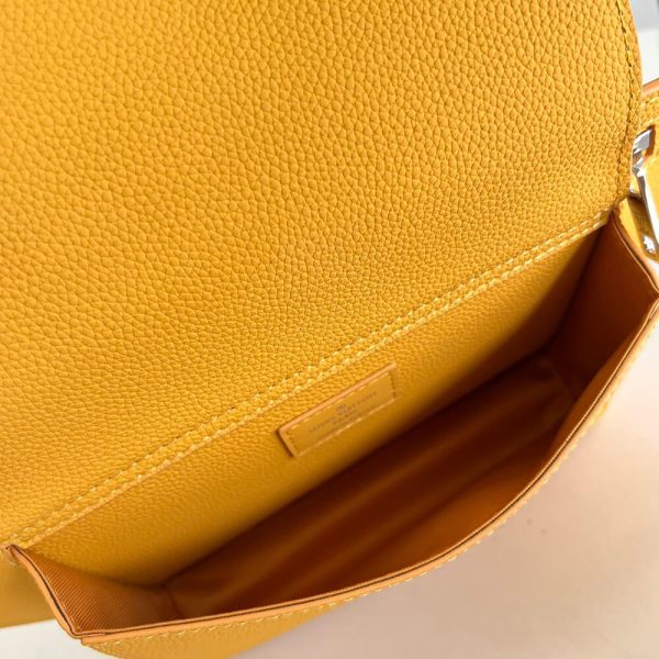 LV Takeoff Slingbag